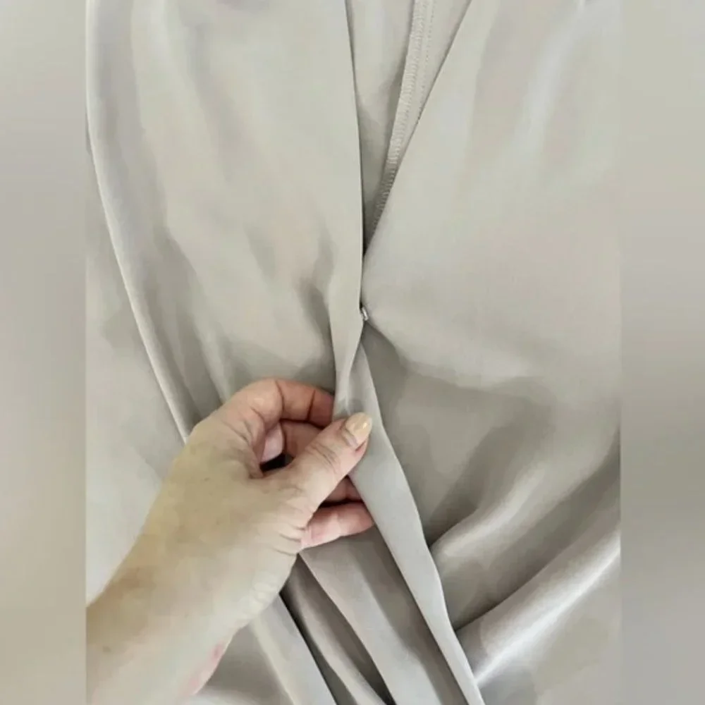 Aritzia - Babaton Phoenix Dress in Pale Pink size 6 - Picture 9 of 9